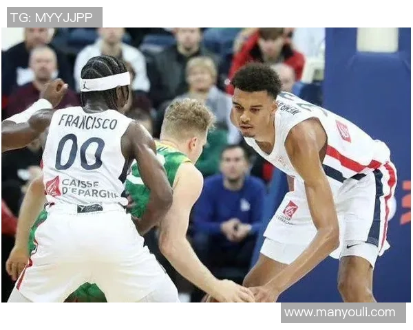 文班亚马法国队首秀大放异彩27分轻取意大利吸引NBA球探关注